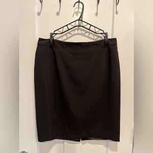 Worthington Stretch Modern Fit Black Skirt - Size 10
